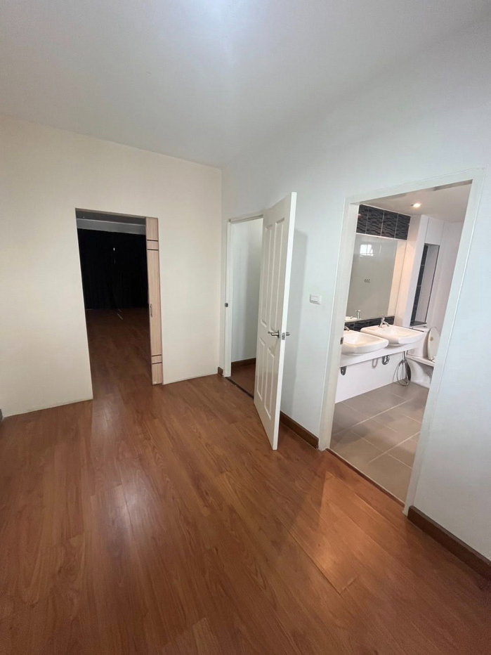 รูป S04-0099 Townhome for rent, Trio Romklao Project - รูปที่ 4/10