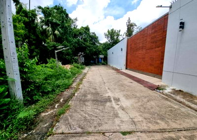 Land for sale เมอร์รี่คิงส์(วังบูรพา) : LTH6962 – Land FOR SALE in Punnawithi size 460 Sq.Wah.BTS Punnawithi Station ONLY 54.5 MB