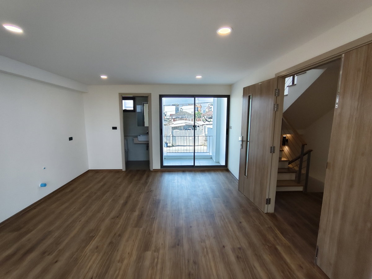 รูป [ขาย] SHO PHATTHANAKARN 32 ทาวน์โฮม ขนาด 4.5 ชั้น (Unit no: 68) - รูปที่ 46/67