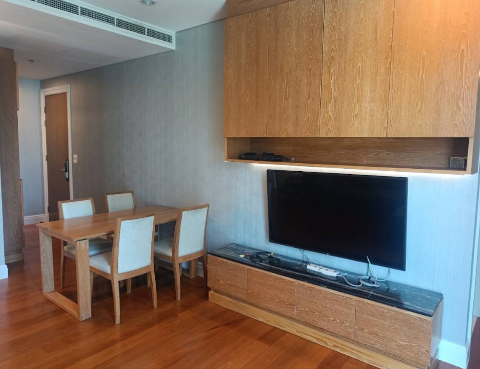 รูป ให้เช่า Bright Sukhumvit 24 พื้นที่กว้าง เดินทางง่าย ใกล้ BTS พร้อมพงษ์ | Code DS2398 Line : @Dstay - รูปที่ 4/8