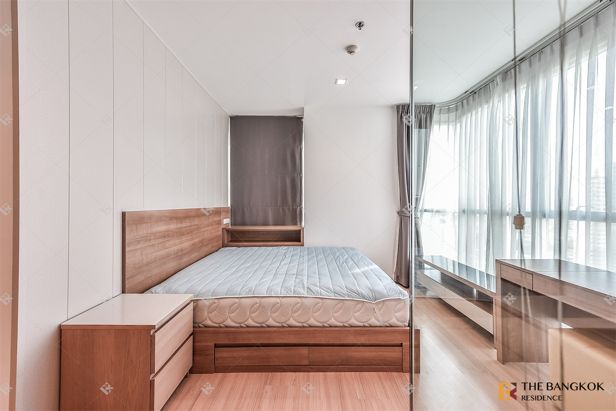 picture Comfortable and Ready to Move-in Rhythm Phahol - Ari near BTS Sena Ruam - 8/10