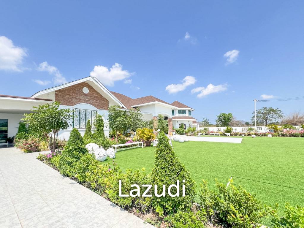 picture 4 Bedroom Detached Home on 4-2-74 Rai  in Hua Hin - 30/131