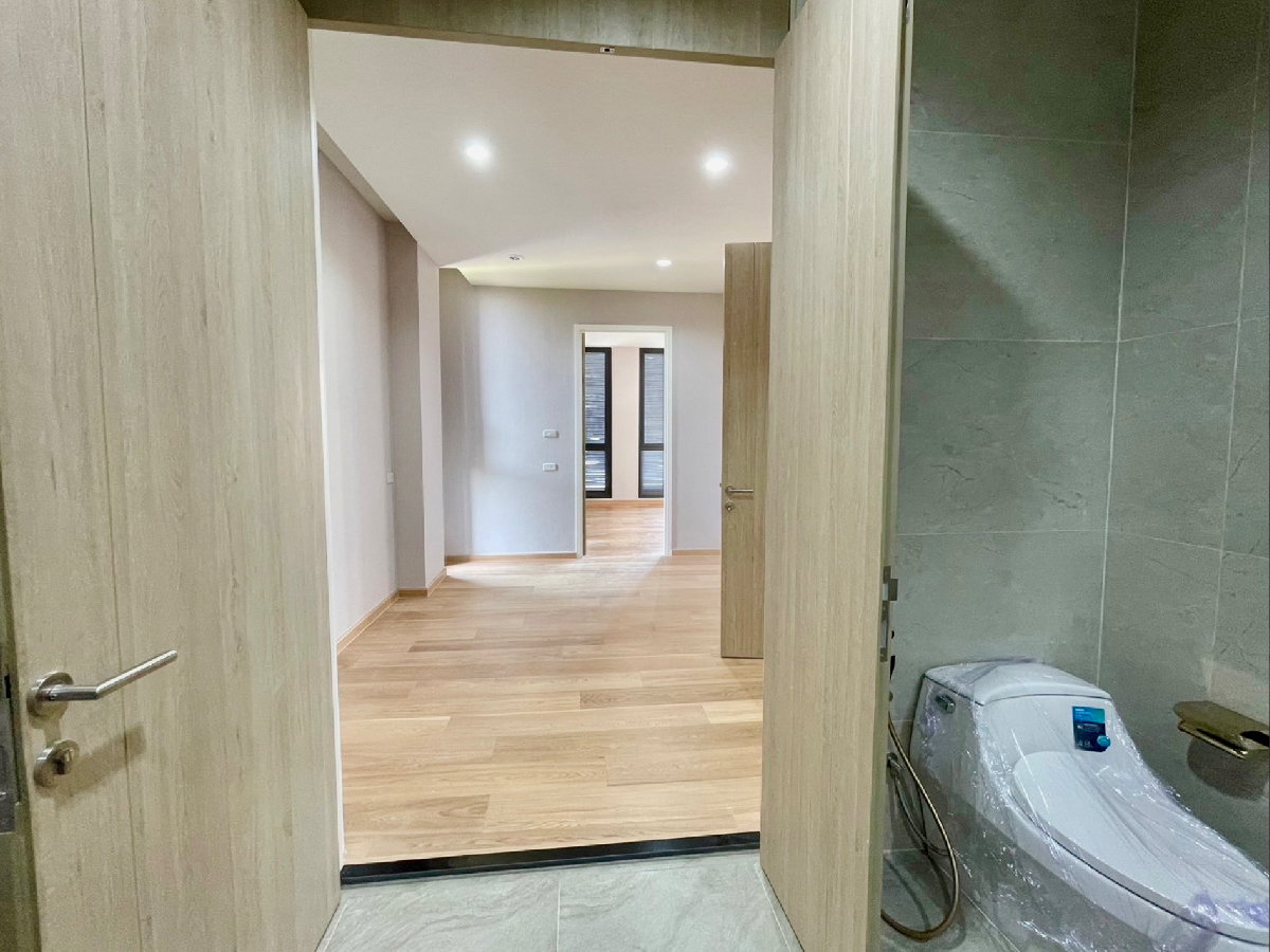 รูป ให้เช่า Home Office หรู 4.5 ชั้น โครงการ Sage Thonglor | พร้อมลิฟต์และสระว่ายน้ำส่วนตัว | ทำเลทองหล่อ 25 ใจกลางเมือง - รูปที่ 18/44