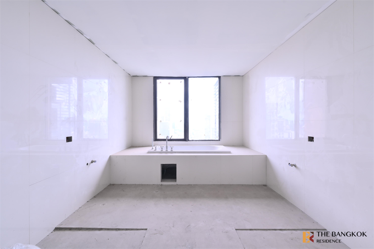 รูป วิลล่า อโศก ใกล้ MRT สถานีเพชรบุรี สะดวกสบายกับไลฟ์สไตล์สุด Luxury - รูปที่ 2/10