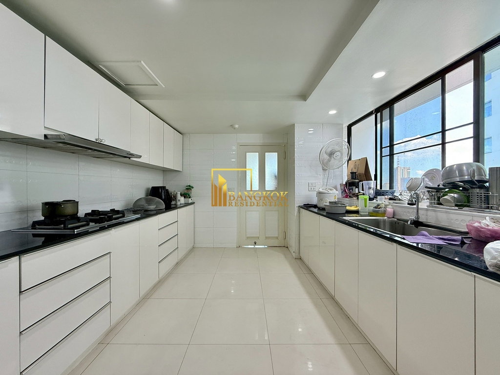 รูป President Park | Large 2 Bedroom Condo in Sukhumvit 24 - BR60846CD - รูปที่ 13/41