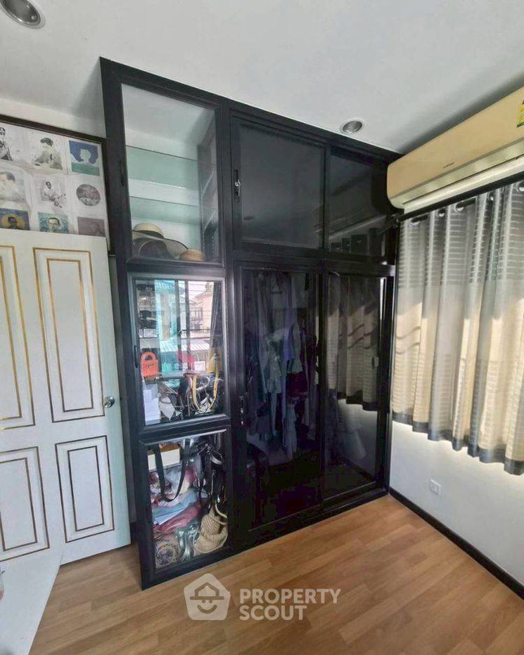 รูป บ้าน 3-ห้องนอน ใน หนองชาก (ID 2756859) - รูปที่ 1/8