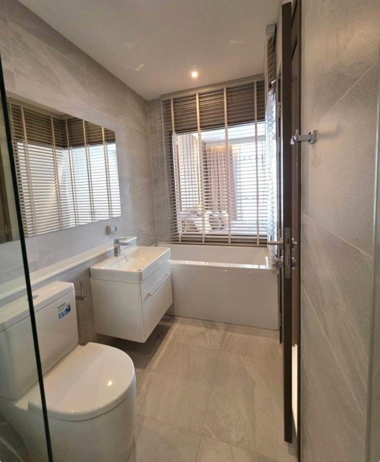 picture RHYTHM EKKAMAI               ESTATE  - 9/11