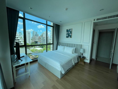 ให้เช่า Supalai Oriental Sukhumvit พื้นที่สวย ห้องกว้าง เดินทางสะดวก | Code DS2391 Line : @Dstay