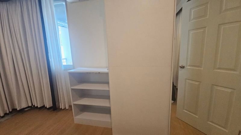 picture life Sathorn 10 for Sales, BTS Saint-Louis , Prime Area. - 5/10