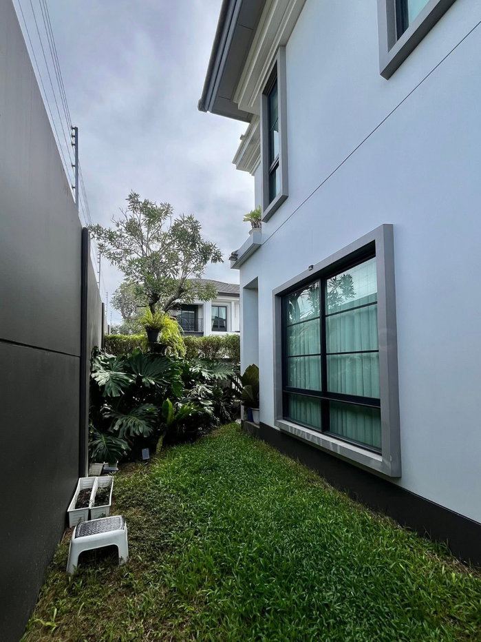 picture For rent Setthasiri Rama5 4 bed 3 bath - 9/9