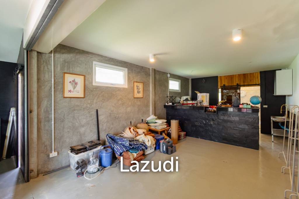 picture MODERN LOFT-STYLE CONTAINER HOME : 4 bed on large plot 2 rai - 33/46