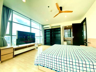 Condos for rent : 💎 Condo for Rent at Rhythm Ratchada – Spacious Unit in Prime Ratchada Area near MRT | Code DS2376 Line @Dstay