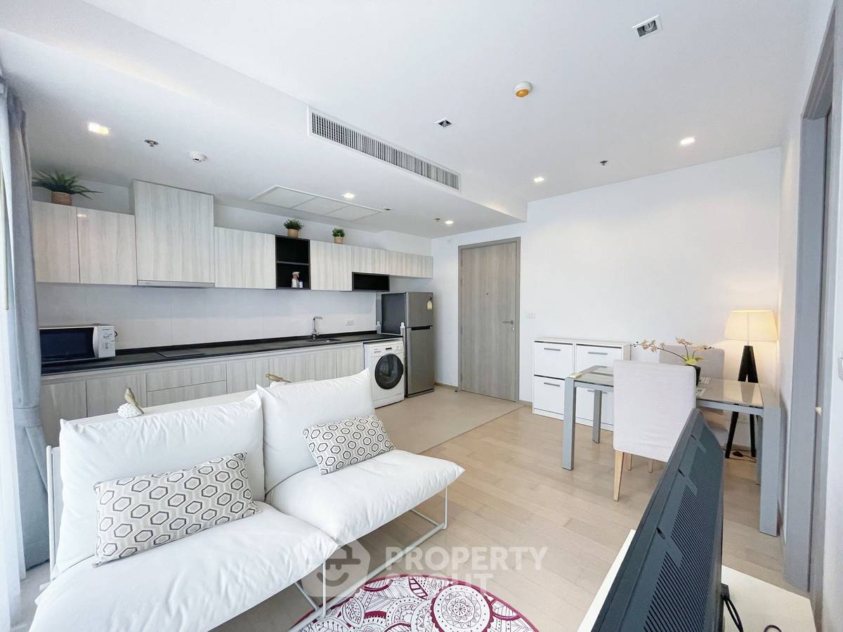 รูป คอนโด 1-ห้องนอน ที่ เอช คิว ทองหล่อ ใกล้ BTS ทองหล่อ (ID 1159464) - รูปที่ 1/7