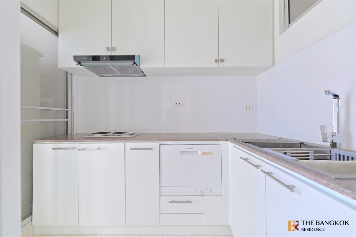 picture Condo One X Sukhumvit 26 Private Unit, Fully Equipped Common Area - 5/10