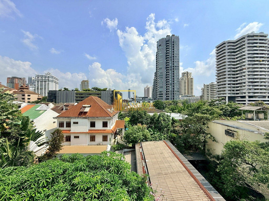รูป Elegant 4 Bedroom Penthouse Apartment in Phrom Phong - BR20104AP - รูปที่ 47/61