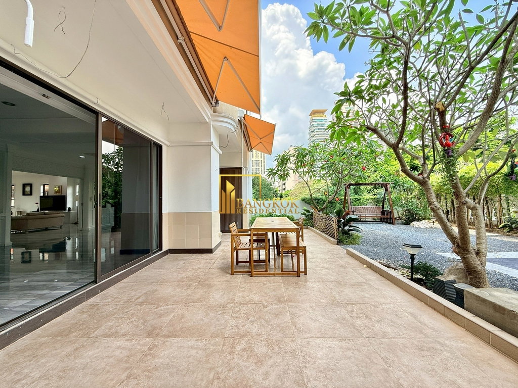 รูป Elegant 4 Bedroom Penthouse Apartment in Phrom Phong - BR20104AP - รูปที่ 13/61