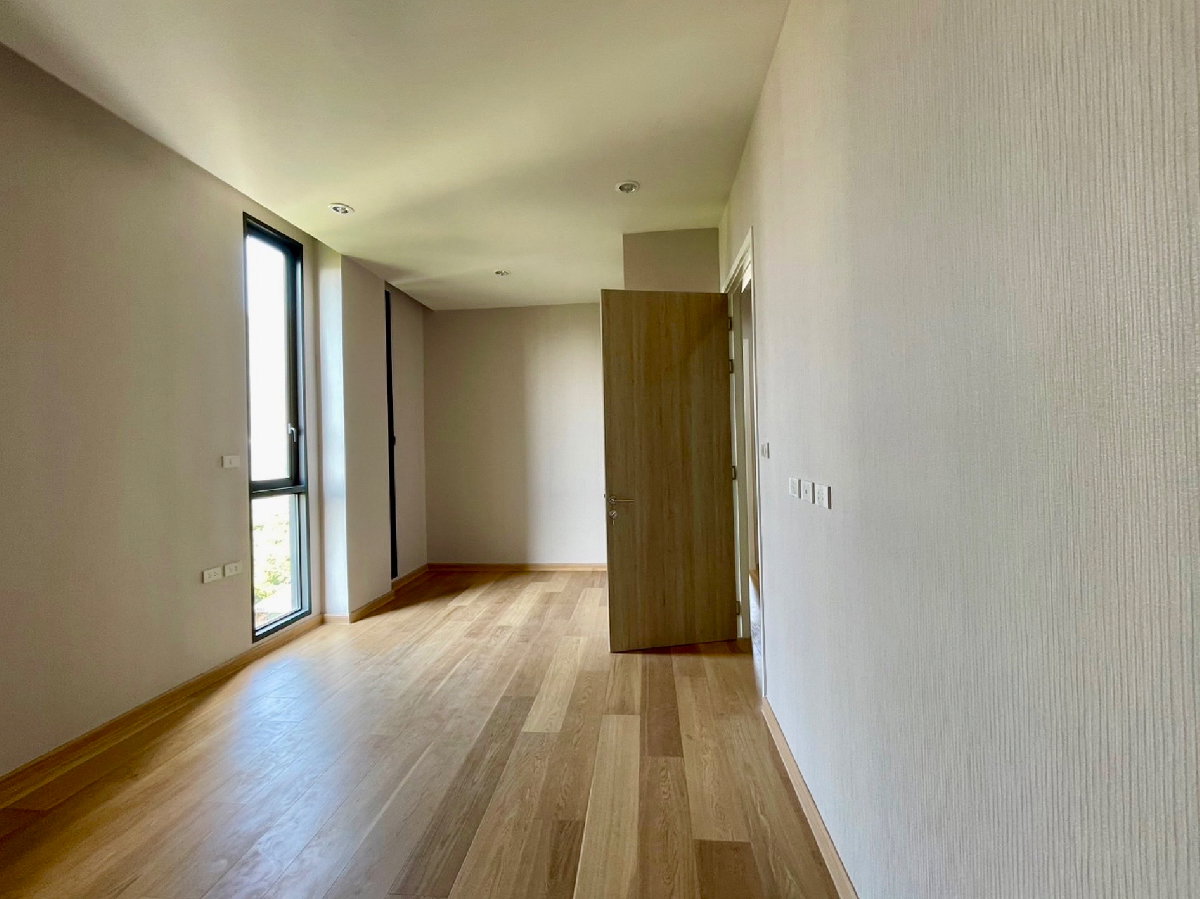 รูป ให้เช่า Home Office หรู 4.5 ชั้น โครงการ Sage Thonglor | พร้อมลิฟต์และสระว่ายน้ำส่วนตัว | ทำเลทองหล่อ 25 ใจกลางเมือง - รูปที่ 8/44