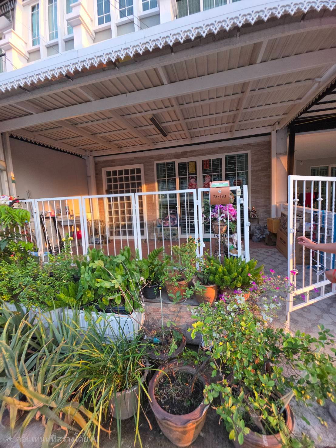 🎯Golden Town Lat Phrao Kaset Nawamin is now available. Decorated, ready to move in, fully furnished. You can make an appointment to see first 