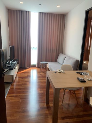 ให้เช่าคอนโด WISH Signature Midtown Siam 