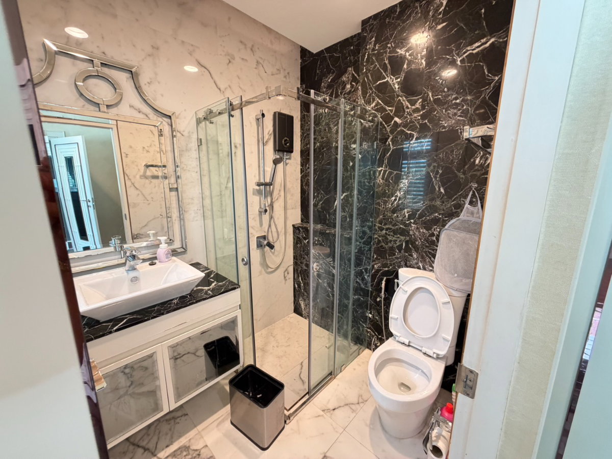 รูป บ้านเดี่ยวกรุงเทพกรีฑา ทำเลดี ติดโรงเรียนนานาชาติ ราคาเช่าถูกมากกก - รูปที่ 13/20