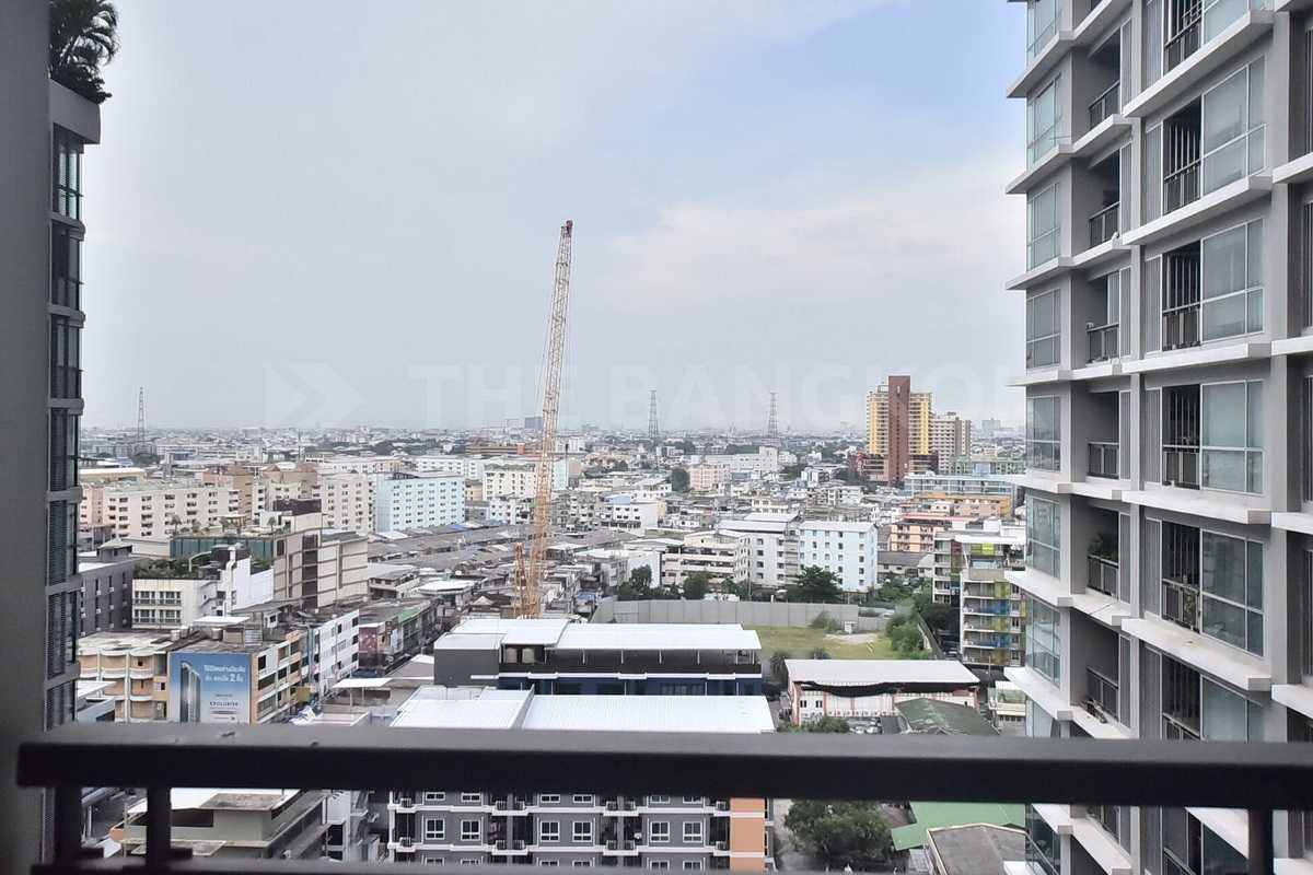 picture RHYTHM Ratchada-Huaikhwang near MRT Huai Khwang Station Fully Equipped Facilities - 3/10