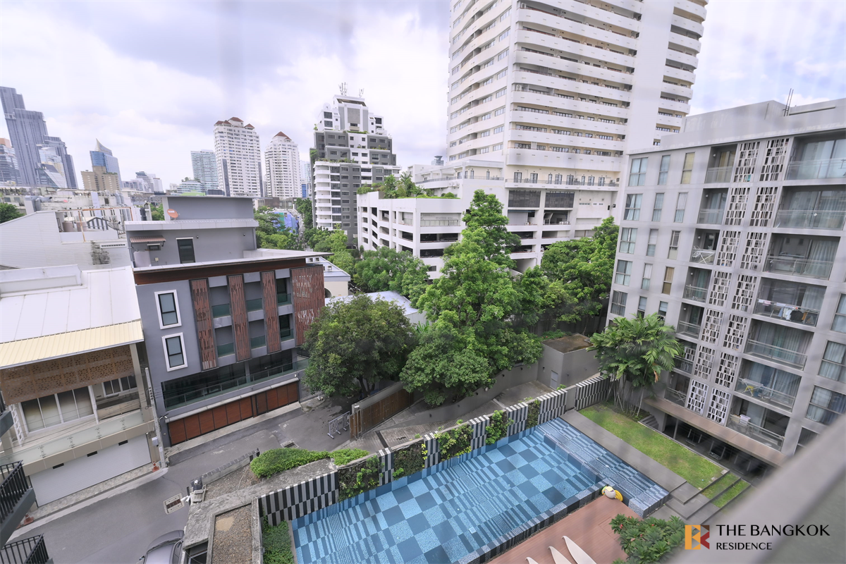 picture Location Near Employment, Surrounded by Lifestyles Via Botani - 6/10