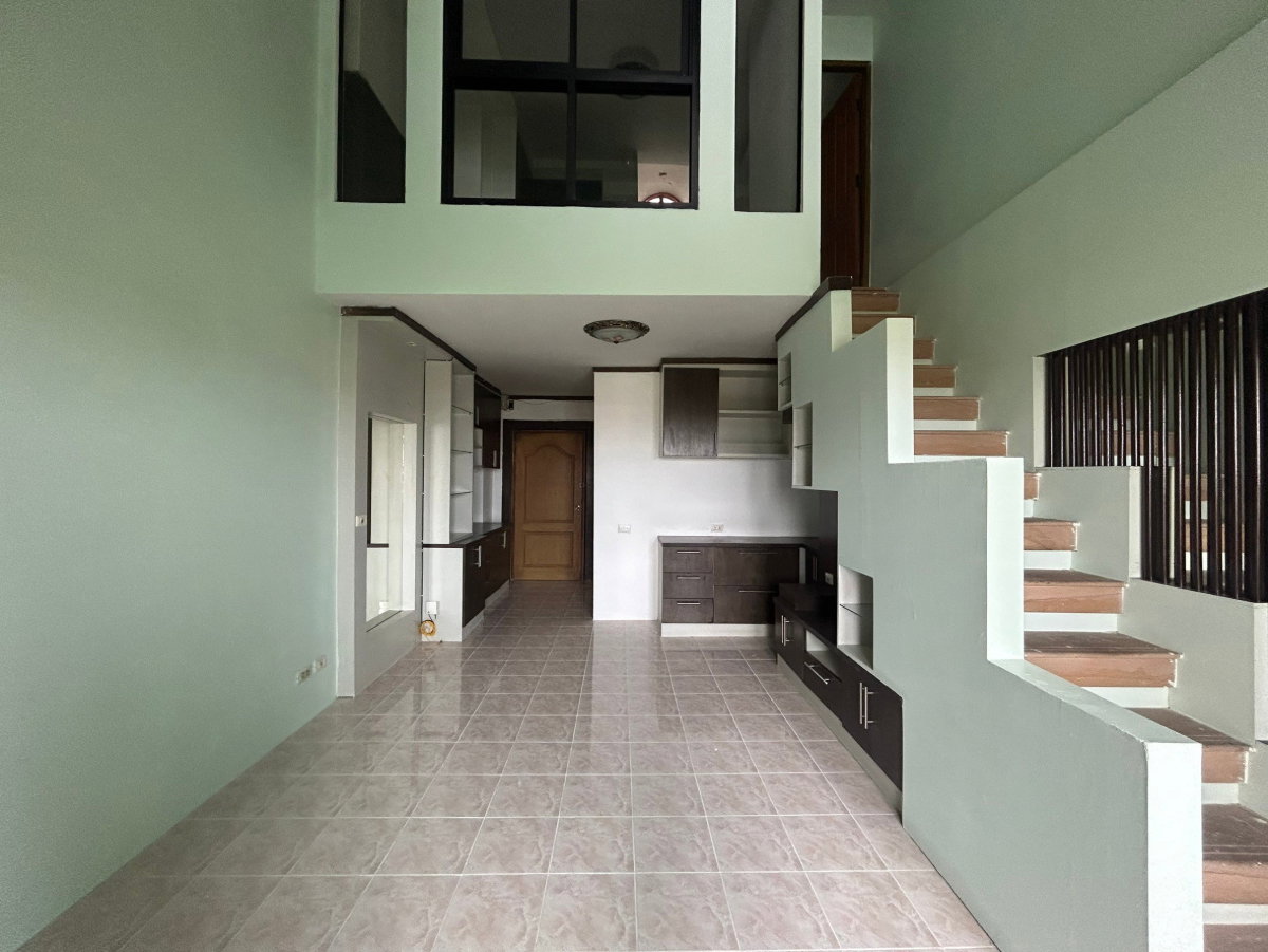 รูป BCN 1568 : ฌ็องเซลิเซ่ ติวานนท์-แจ้งวัฒนะ  - รูปที่ 15/18