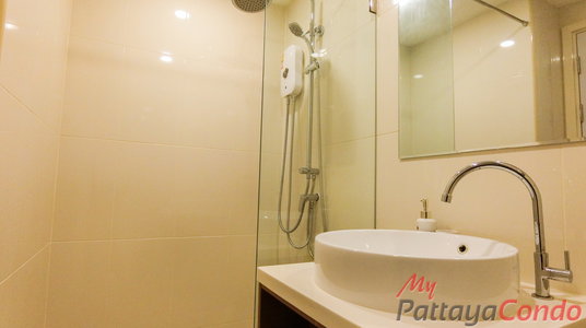 🛏️ Studio - 🛁 1 ห้องน้ำ - 🏙️ Sea View - 🌏 ชื่อชาวต่างชาติ - 🏢 Sea Saran Condominium Bang Saray - รหัส: SEAS11