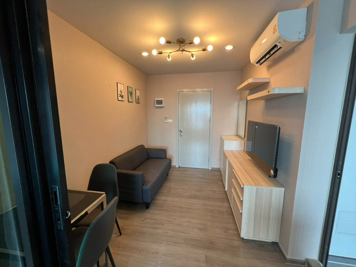 รูป K-068💢เช่า11,000🌵🌈Regent Home วุฒากาศ🌵🌈ห้องสวย วิวโล่ง ใกล้BTS วุฒากาศ 200 เมตร พร้อมเฟอร์นิเจอร์และเครื่องใช้ไฟฟ้า มีเครื่องซักผ้า✅ - รูปที่ 7/16