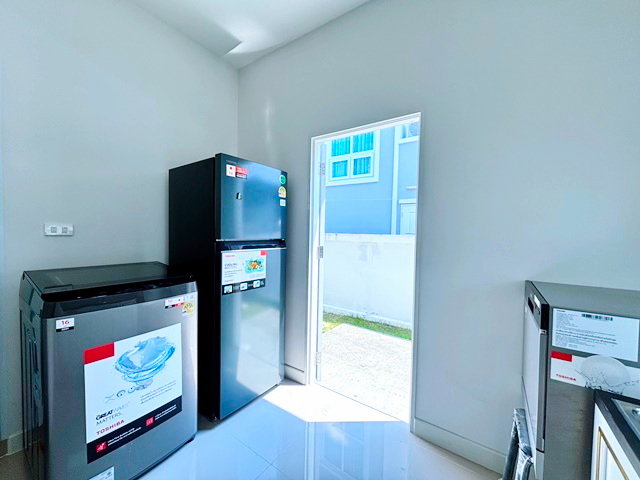 รูป บ้านเดี่ยว 2ชั้น สระว่ายน้ำ 52ตร.วา 4นอนอยู่วิทยา ใกล้ มเทคโนโลยีมหานคร 900ม. บิ๊กซี หนองจอก2.23กม. แม็คโคร 5แอร์ 3น้ำ - รูปที่ 8/8