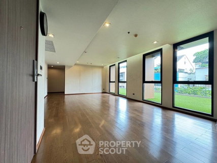 3-BR Condo at The Hudson Sathorn 7 near BTS Chong Nonsi (ID 2755811)