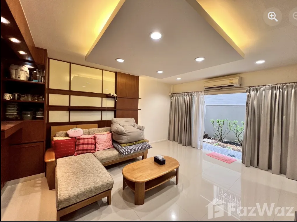 picture Townhome 3 storeys for rent 3 bed 3 bath 5915249 - 6/10