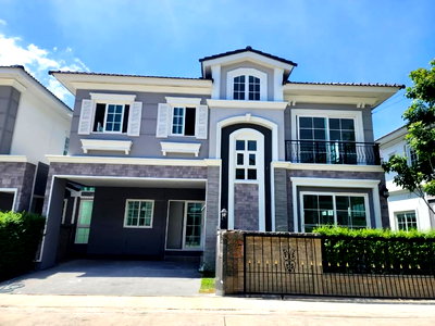 เช่าบ้านเดี่ยว เทสโก้โลตัส ศรีนครินทร์ : เช่าบ้าน Gloden Neo Sukhumvit - Lasalle/โกลเด้น นีโอ สุขุมวิท - ลาซาล (E6809046) ID Line : @baan88