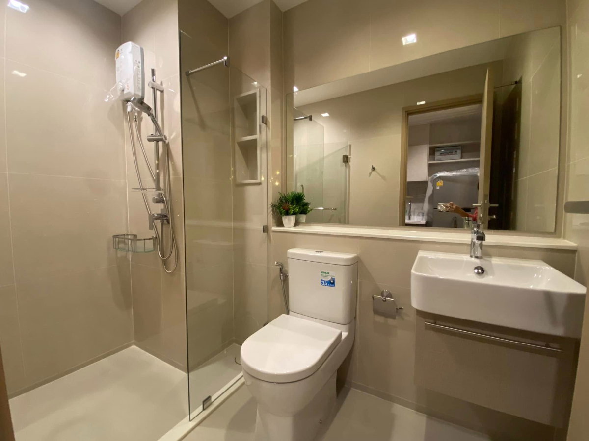 รูป Life Sathorn Sierra【𝐑𝐄𝐍𝐓】🔥ห้องดีไซน์เรียบหรู คงความโคซี่ เรียบง่ายสบายตา จัดสเปซลงตัว🔥 ติดต่อไลน์ไอดี: @hacondo - รูปที่ 10/10