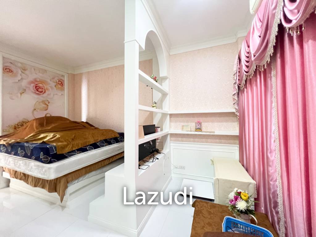 picture 4 Bedroom Detached Home on 4-2-74 Rai  in Hua Hin - 124/131