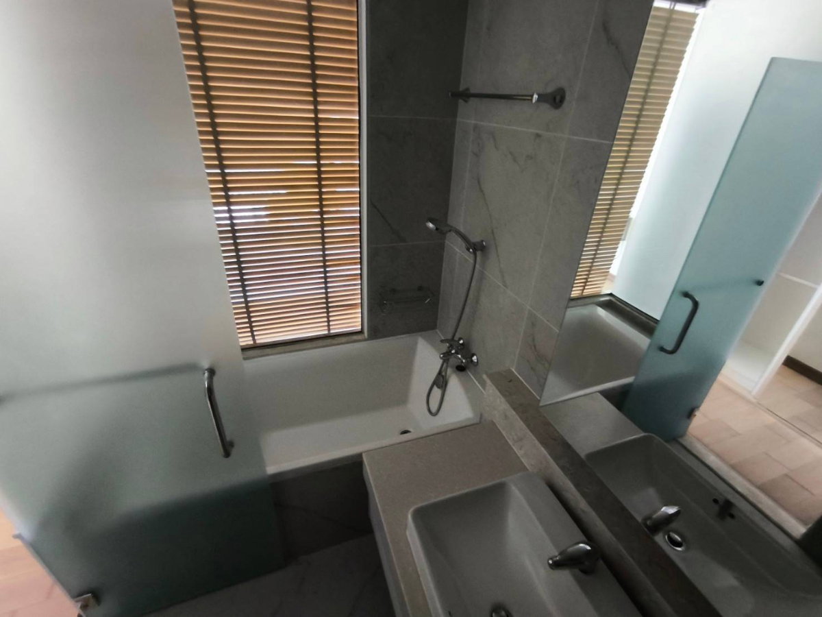 รูป BD 14764 : ดิ แอสตร้า (The Astra) - รูปที่ 45/50