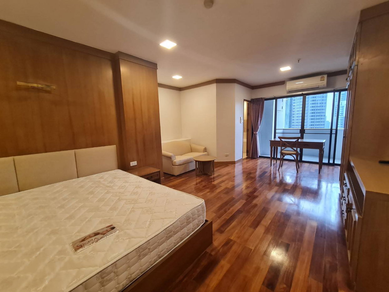 รูป LTH7256 – Fifty Fifth Thonglor FOR RENT 3 beds 3 baths Size 165 Sq.M.Near BTS Thonglor stations ONLY 55k/month - รูปที่ 6/8