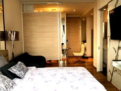 Condos for rent BTS Asok : Park Origin PhromPhong ( Park 24 )