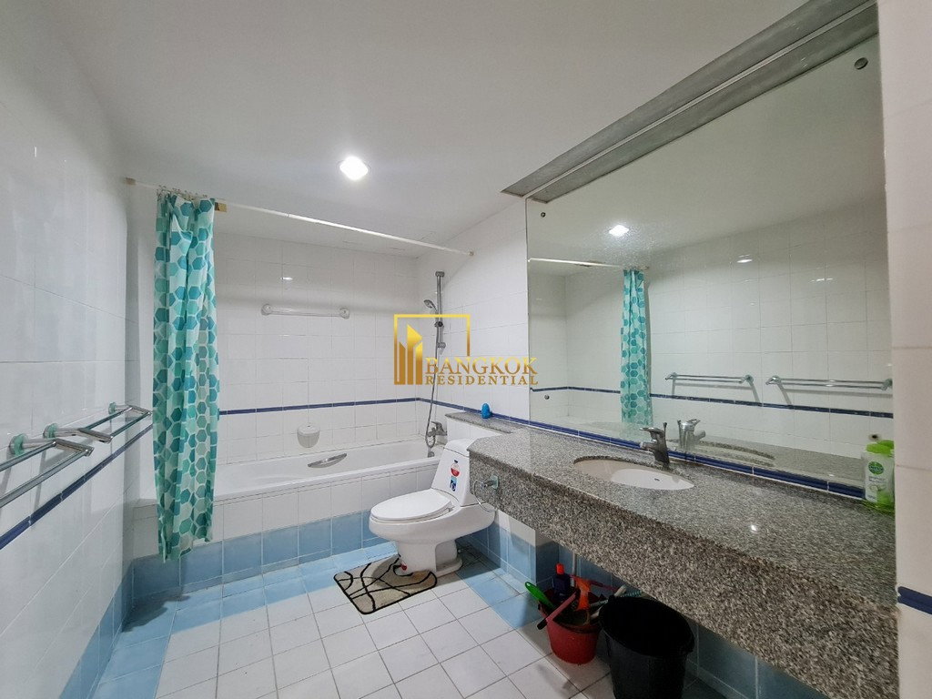 รูป Asoke Place | 2 Bedroom Condo in Central Location - BR9519CD - รูปที่ 10/26