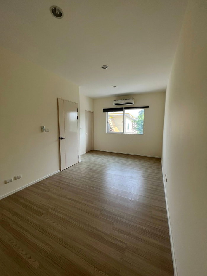 รูป S04-0100 Townhome for Rent: Baan Klang Muang Suan Luang - รูปที่ 10/11