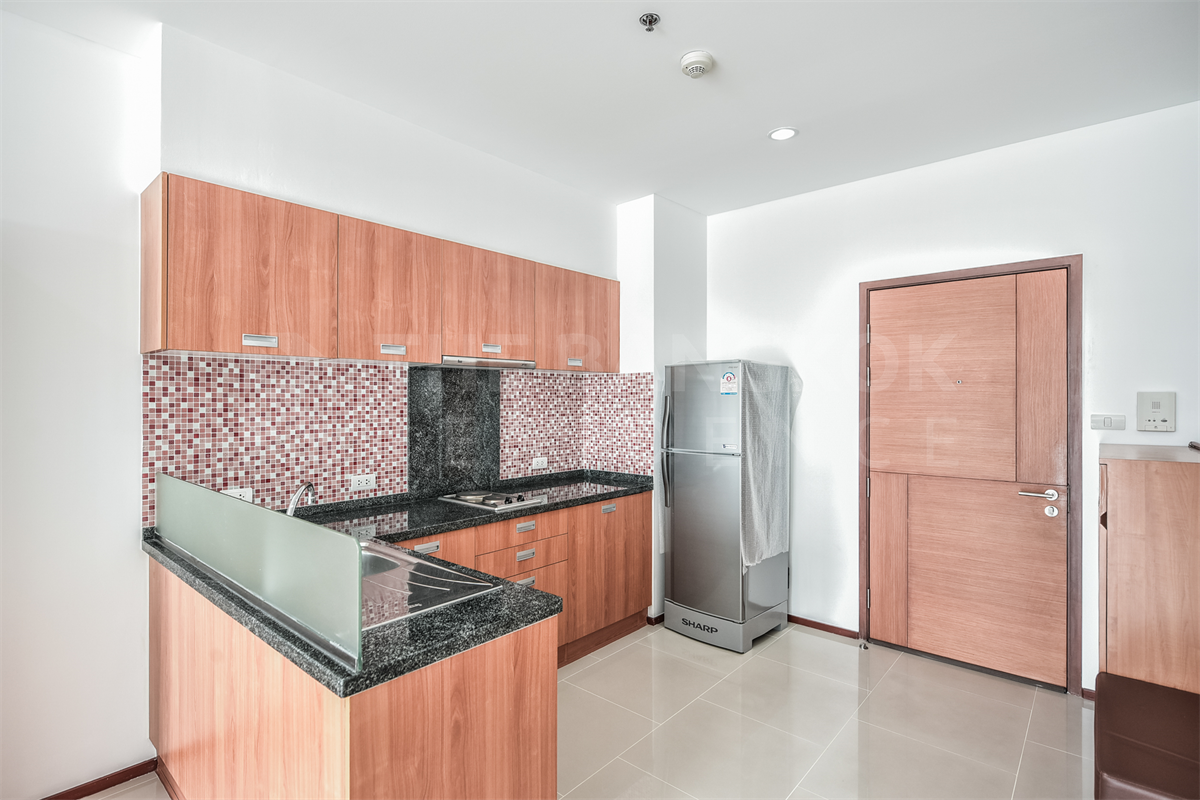 รูป วิลล่า สาทร เดินทางสะดวก คุ้มค่าทุกตารางเมตร ใกล้ BTS สถานีกรุงธนบุรี - รูปที่ 1/10