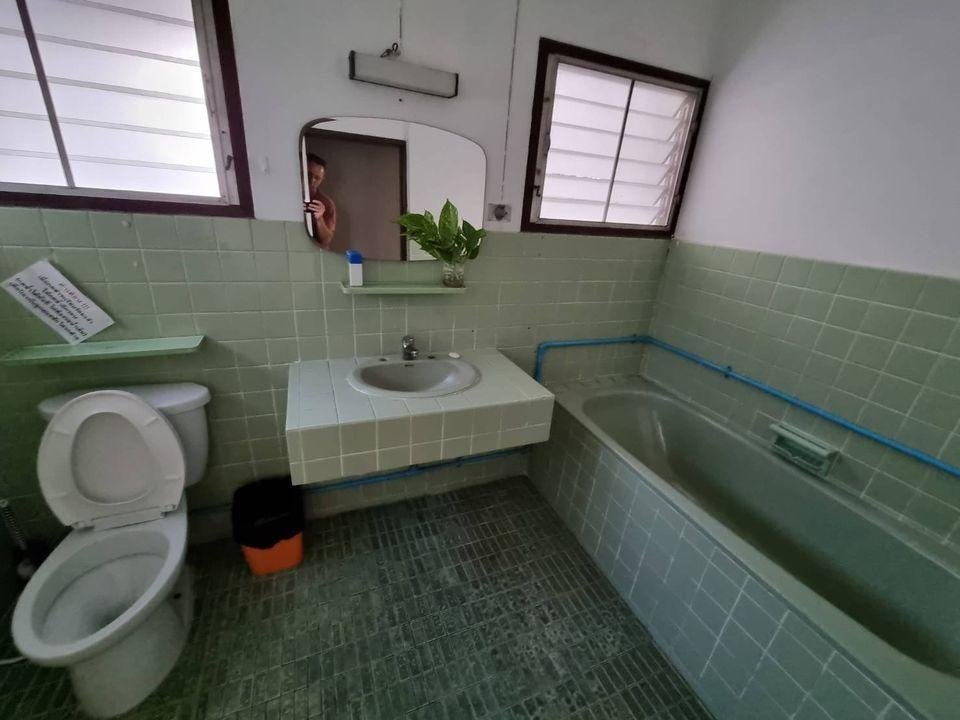 picture LTH6993 – House FOR RENT in Phra Kanong 3 beds 3 baths 180 sq.M. Near BTS Phra Khanong station ONLY 70k/month - 6/7