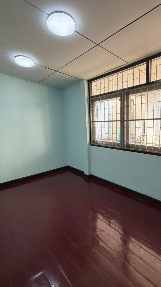 รูป ปล่อยเช่าด่วน!! พร้อมเข้าอยู่ 26 มี.ค. 69 นี้✨บ้านเดี่ยว 2 ชั้น 5 ห้องนอน  ปรีดีพนมยงค์ซอย 46 (สุขุมวิท 71) - รูปที่ 5/15