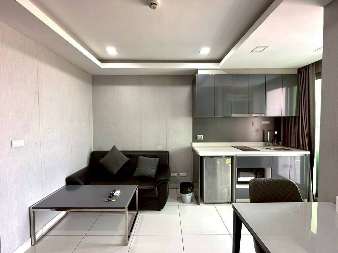 รูป Condo for Sale Arcadia Beach Continental | 1 Bed Pool View | Foreign Quota | 2.05 MB - รูปที่ 6/19