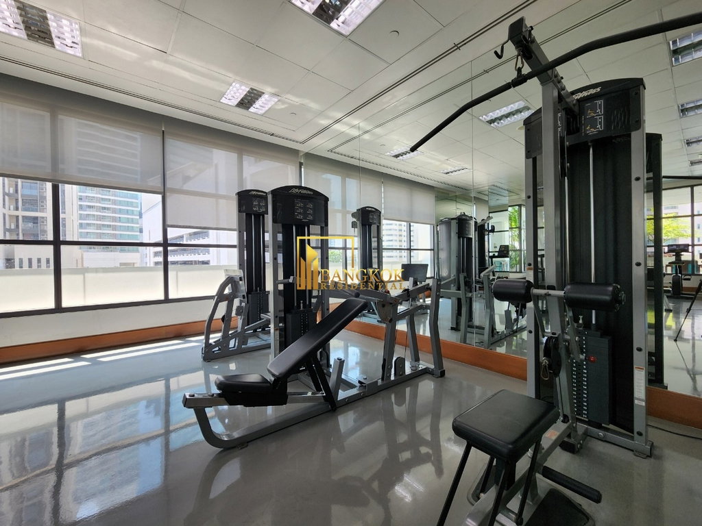 รูป Le Raffine 39 | Remarkable 3 Bedroom Duplex Condo With Pool - BR18307CD - รูปที่ 44/52