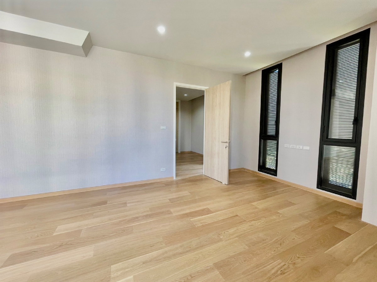 รูป ให้เช่า Home Office หรู 4.5 ชั้น โครงการ Sage Thonglor | พร้อมลิฟต์และสระว่ายน้ำส่วนตัว | ทำเลทองหล่อ 25 ใจกลางเมือง - รูปที่ 20/44