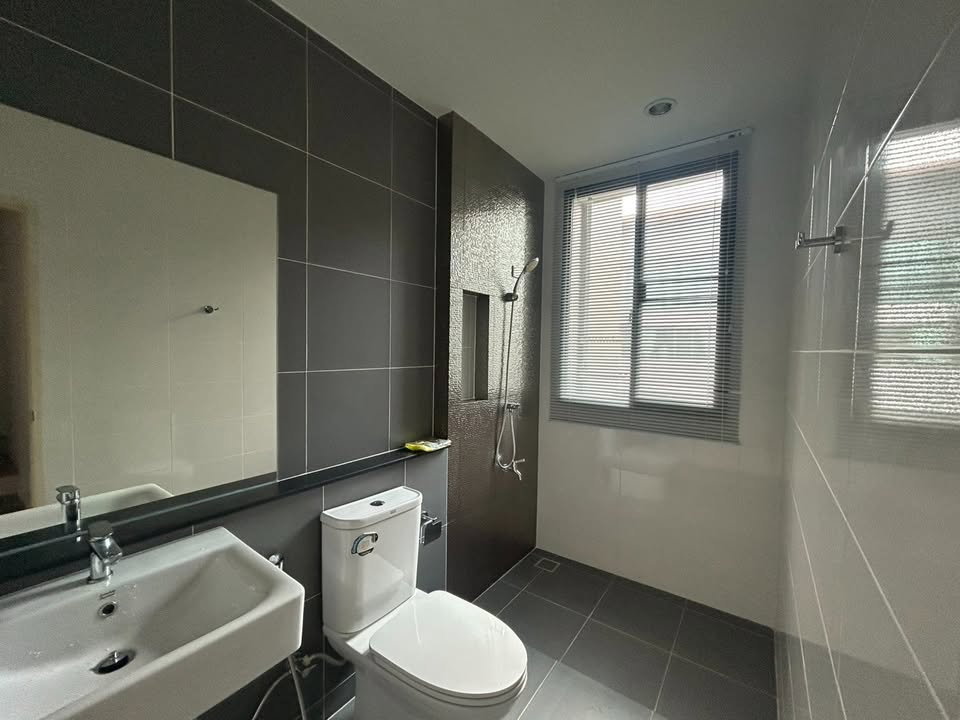 picture for rent Baan Klang Muang Ratchaphruek 3 bed 3bath - 9/13