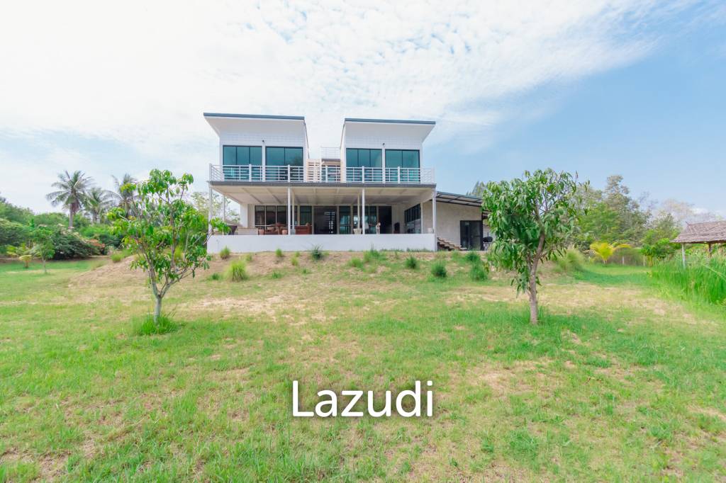 picture MODERN LOFT-STYLE CONTAINER HOME : 4 bed on large plot 2 rai - 43/46