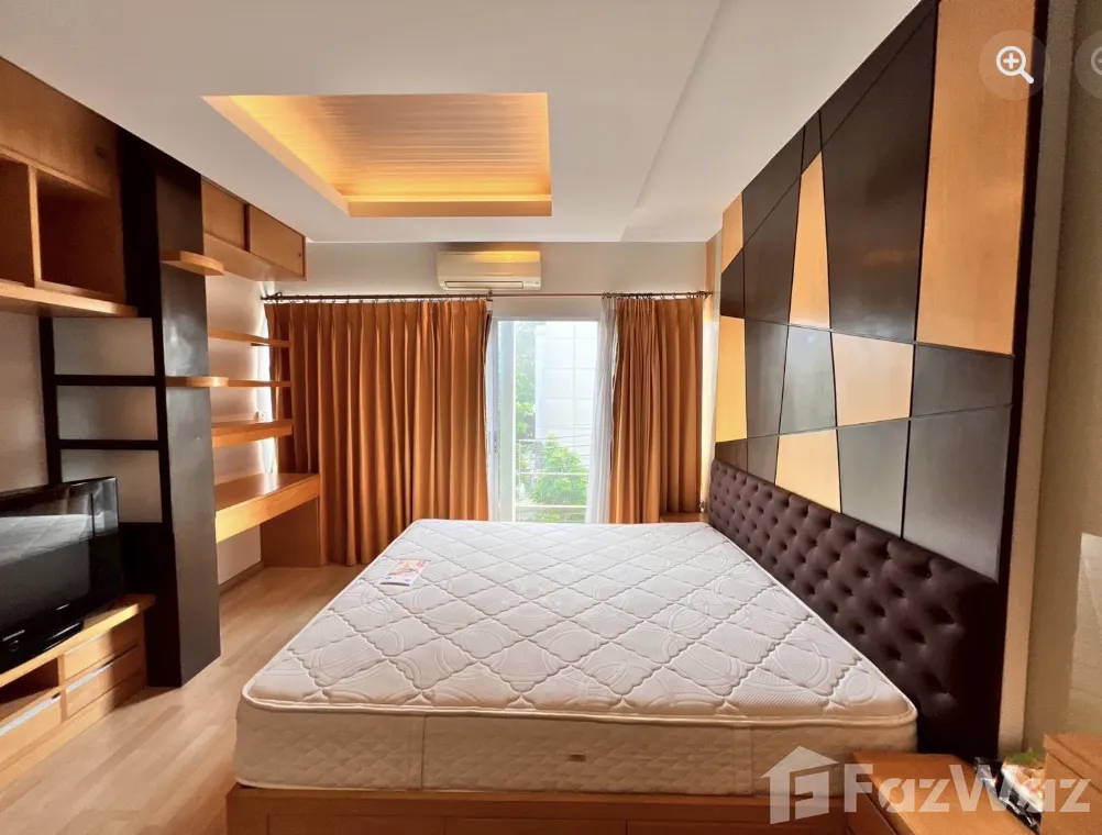 picture Townhome 3 storeys for rent 3 bed 3 bath 5915249 - 3/10