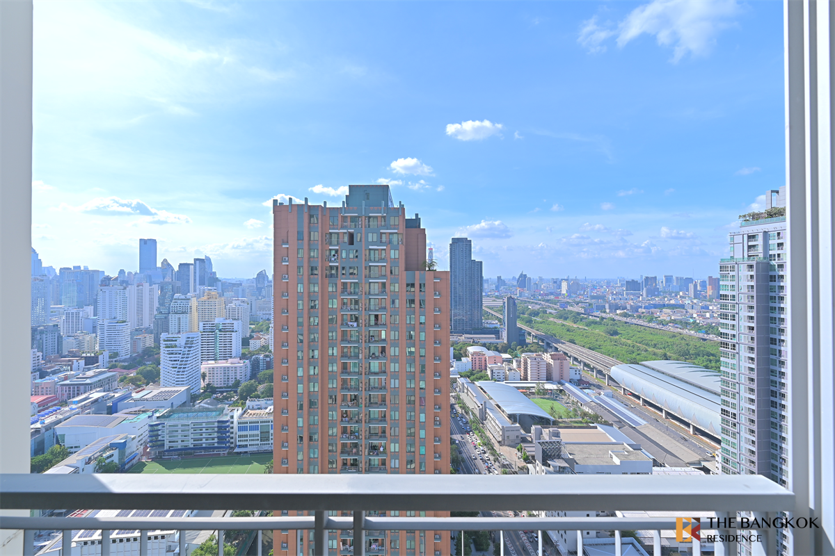 รูป คอนโดทำเลดี พร้อมเข้าอยู่ คิว คอนโด อโศก ใกล้ MRT สถานีเพชรบุรี - รูปที่ 10/10